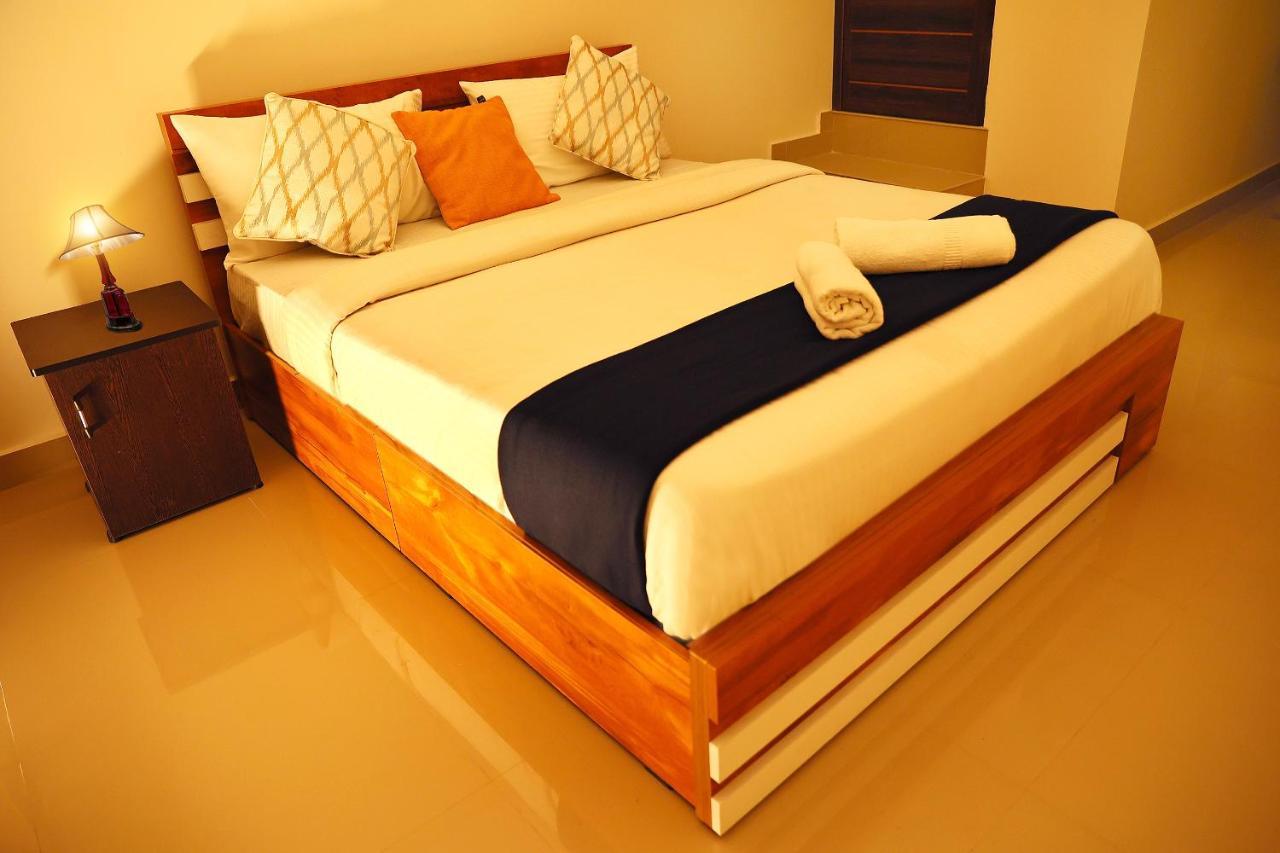 Bed and Breakfast Loyal Residency Sultan Bathery Exterior foto
